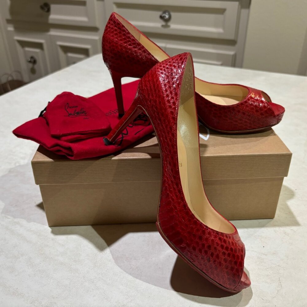 CHRISTIAN LOUBOUTIN No Matter 85 Watersnake Lucido Lipstick Red Shoes Pump Sz 7B